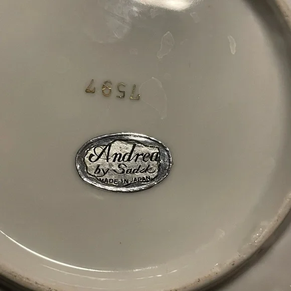Vintage Andrea by Sadek pitcher and plate set - Roses made in Japan - #7597 - Picture 12 of 12